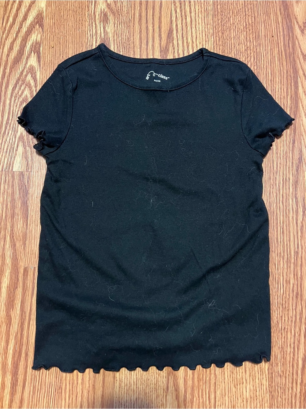 art class Black Short-Sleeve Lettuce-Edge Tee size medium (7/8)